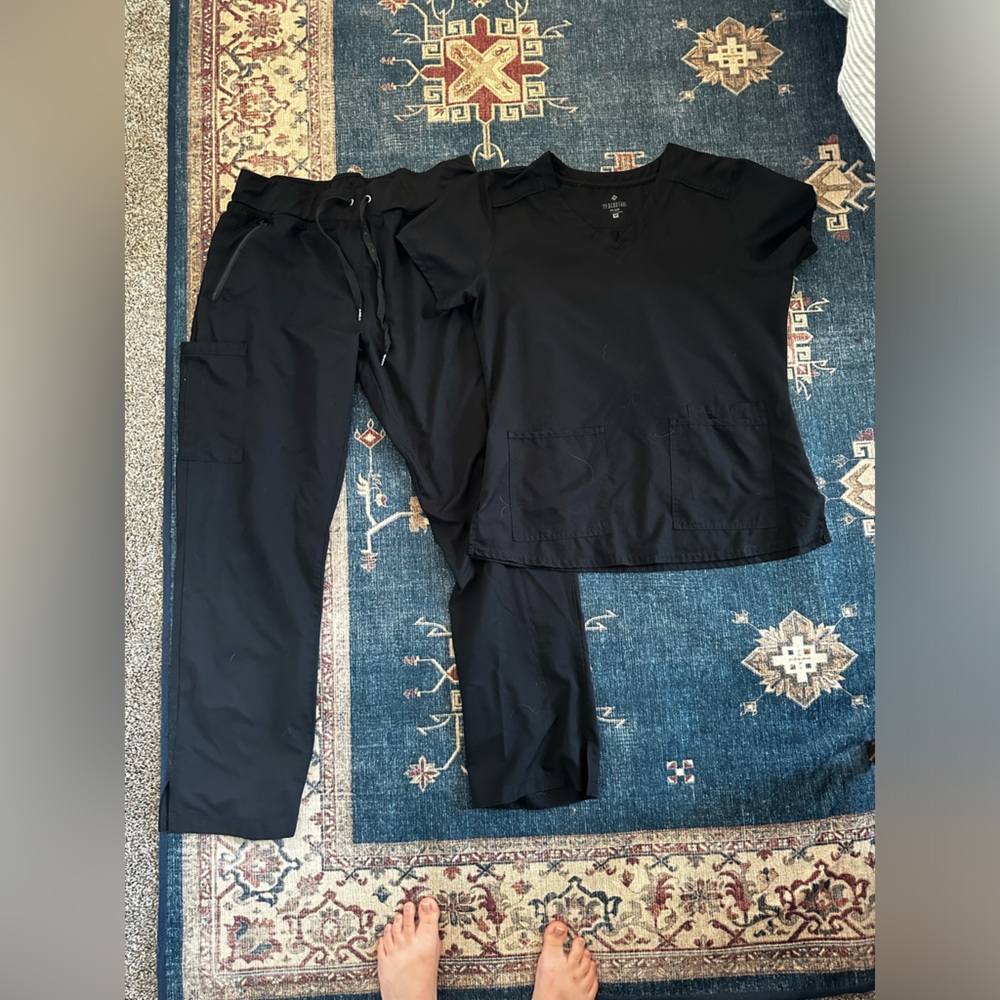 Med Couture Scrub Set